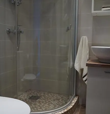 Central Apartament Διαμέρισμα *